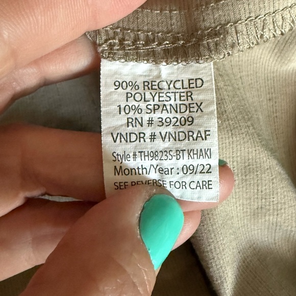 SPLIT shorts • Men’s size 40 - Picture 3 of 7